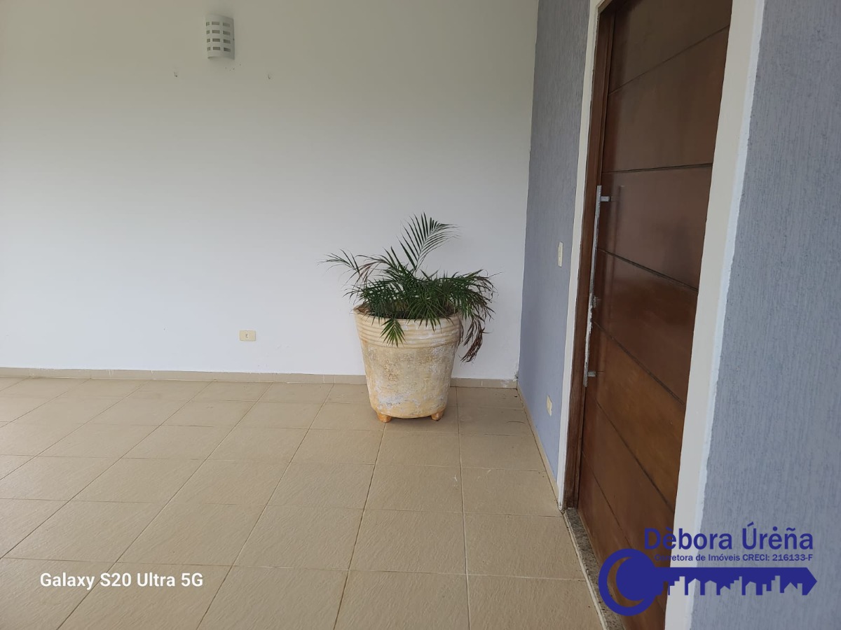 Casa de Condomínio à venda com 3 quartos, 221m² - Foto 3